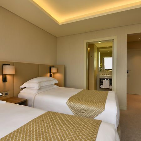 Voco Doha West Bay Suites, An Ihg Hotel Zewnętrze zdjęcie